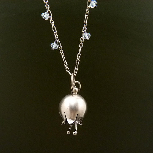 Zvoneček přímo z louky..amulet
