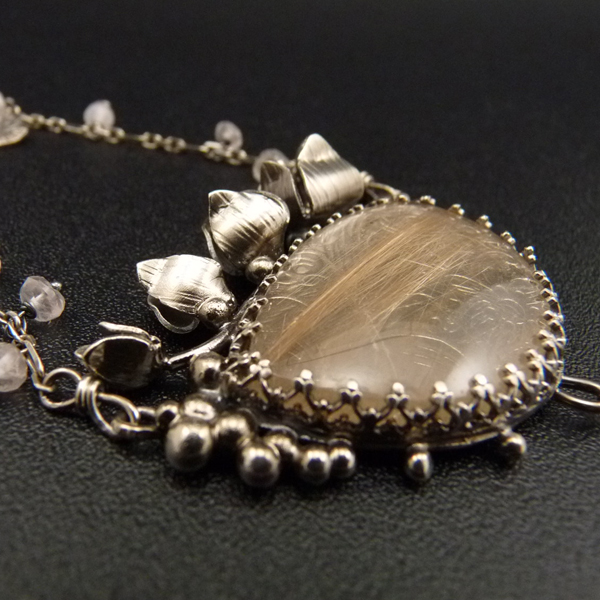 Vůně čisté frézie..amulet