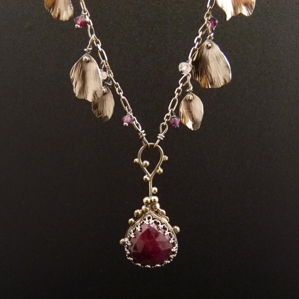 Vůně Damašské růže..amulet
