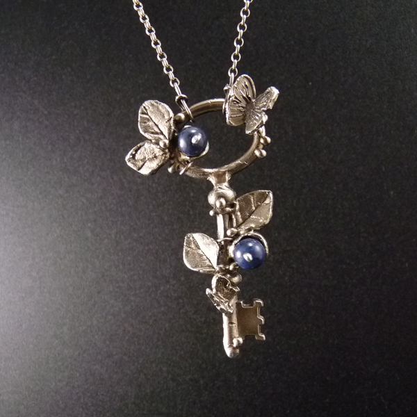 Borůvky milované Emeline..amulet