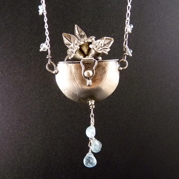 Zvonky z Paříže..amulet