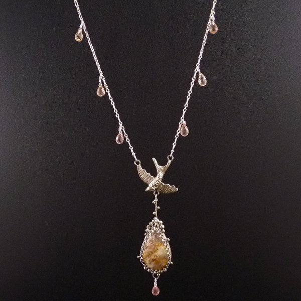 Posel dobrých zpráv..amulet