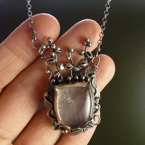 Růženínový vřes..druidský amulet