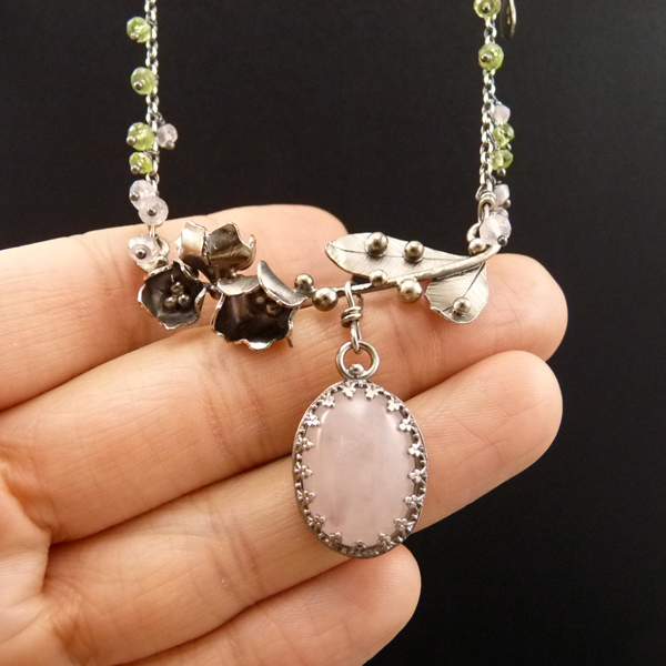 Nevinné kvítky mandloně..amulet