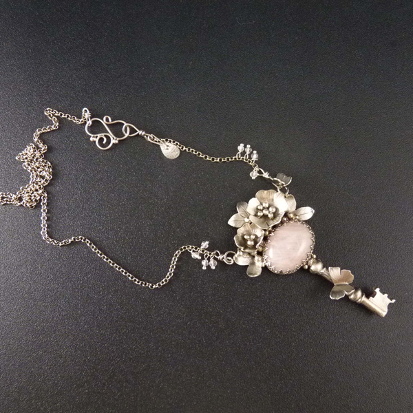 Klíč k rozáriu..amulet