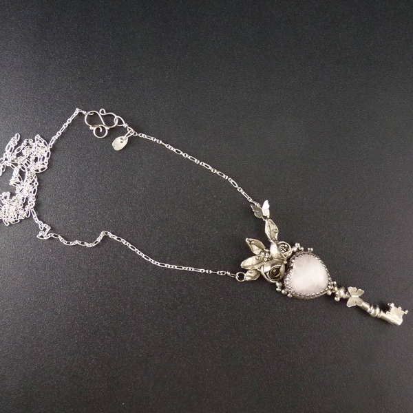 Francouzské pivoňky..amulet