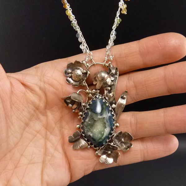 Čarovná zahrada..amulet