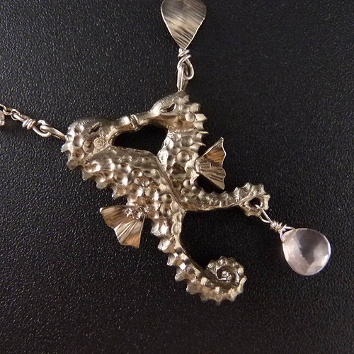 Růžový polibek..amulet