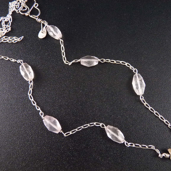 Růže pro Bohyni..amulet