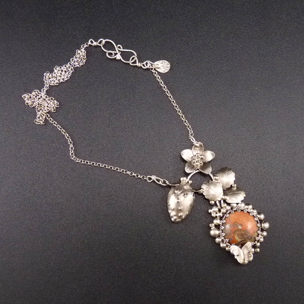 Jarhůdkový keřík..amulet