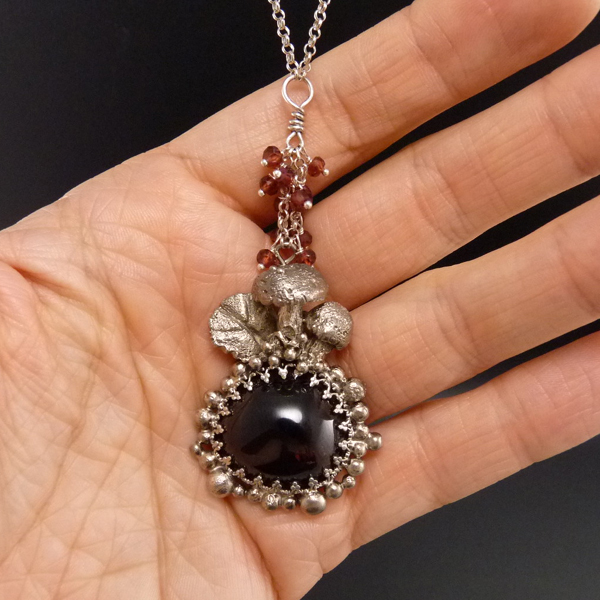 Absolemovy hříbky..amulet