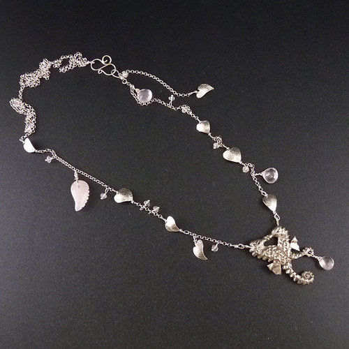 Růžový polibek..amulet