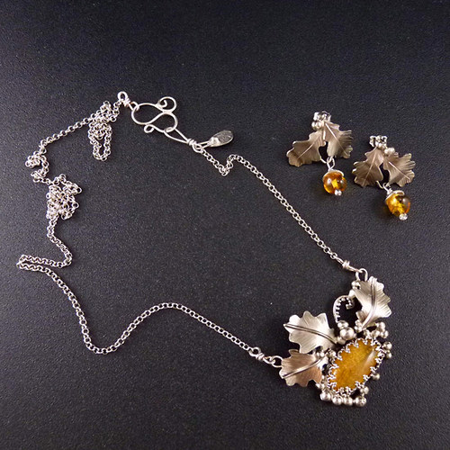 Sluneční dubový..amulet