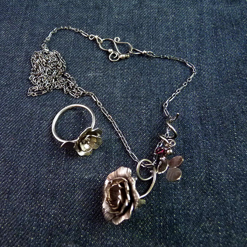 Kovářská růže..amulet