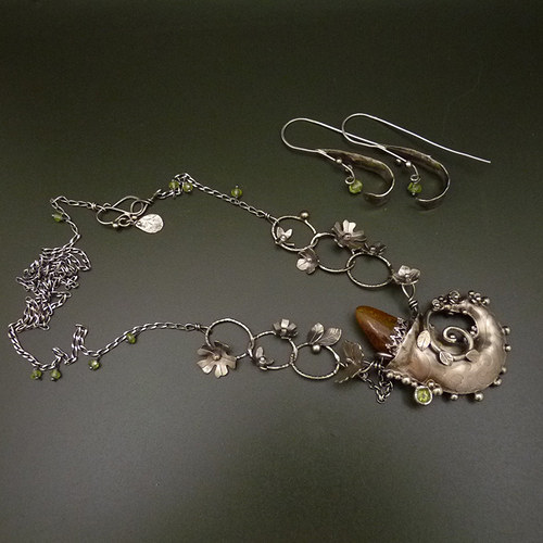 Čarovný amulet královny Mab..