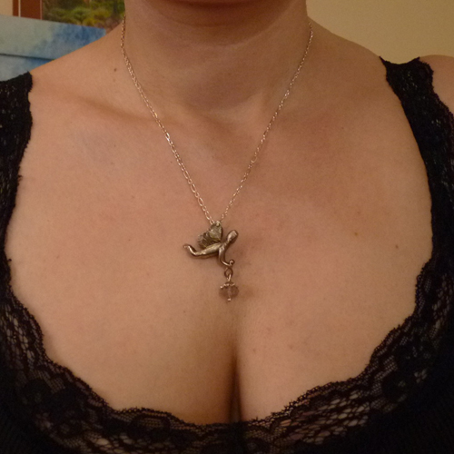Růžový světlonoš..amulet