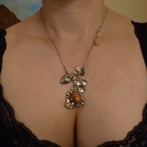 Jarhůdkový keřík..amulet