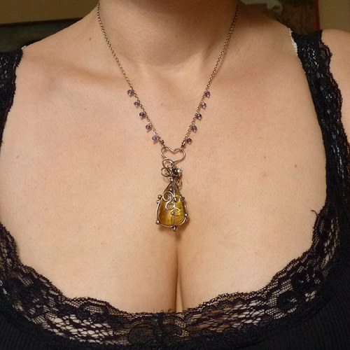 Zářivá vílí lucernička.. amulet