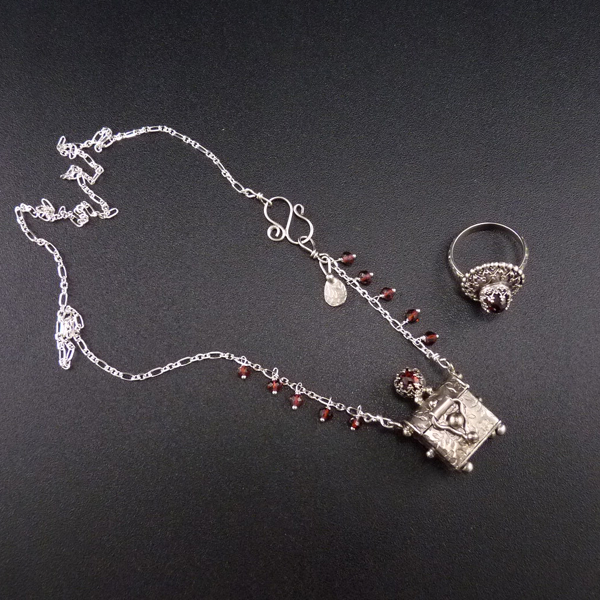 Upelkuchen, sněz mě..prsten