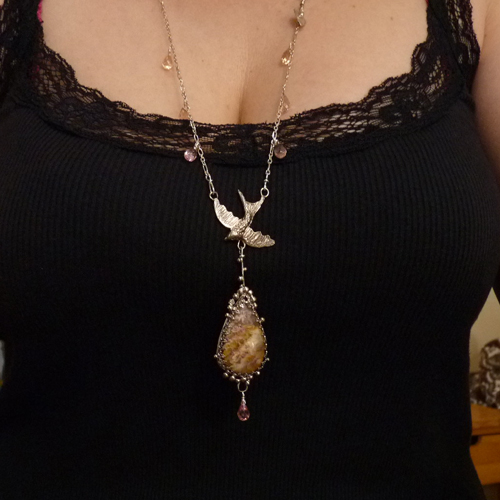 Posel dobrých zpráv..amulet