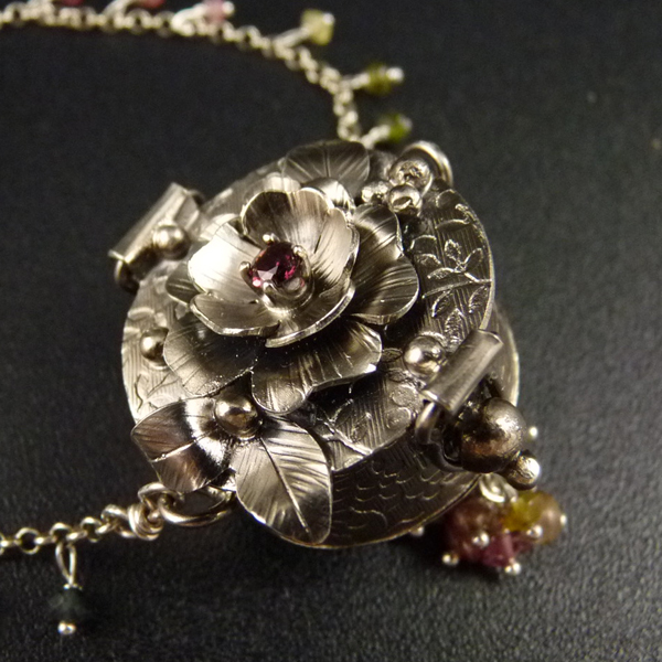 Vílí krabička z rozária..amulet
