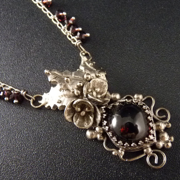 Francouzské vlčí máky..amulet