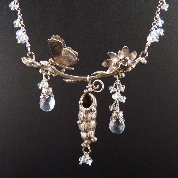 Absolemova kukla..amulet