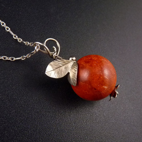 Lahodné jablíčko..amulet