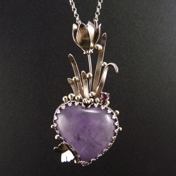 Něhyplný krokus..amulet