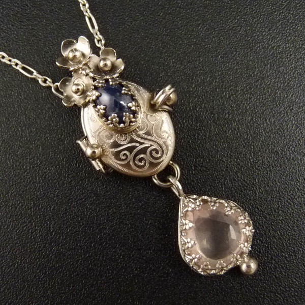 Půlnoční pomněnky..amulet
