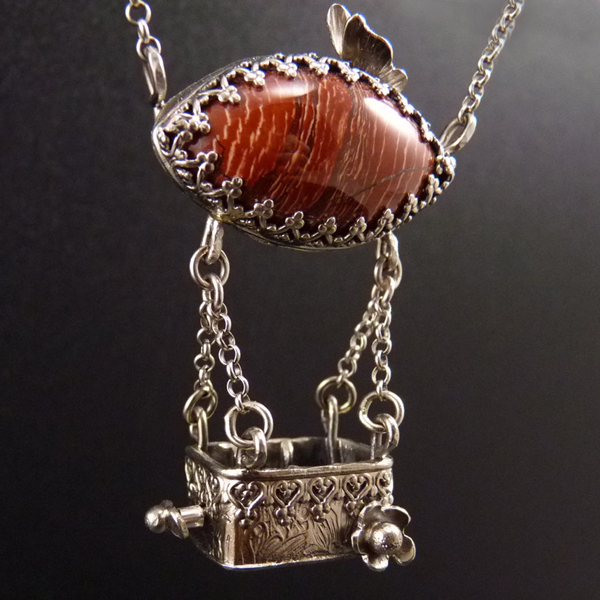 Vzducholoď pro skřítky..amulet