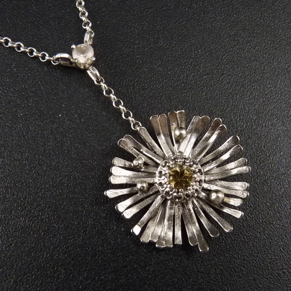 Divoká sedmikráska..amulet