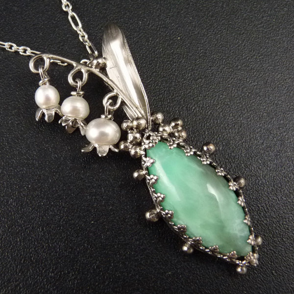 Divoké konvalinky..amulet