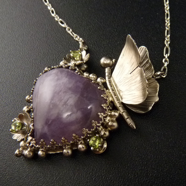 Miluju louku..amulet
