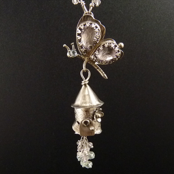 Motýlí domeček..amulet