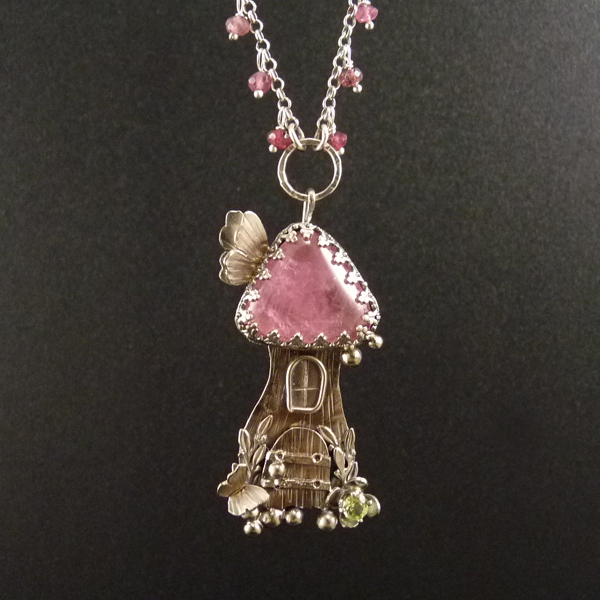 Bydlím si růžově..amulet