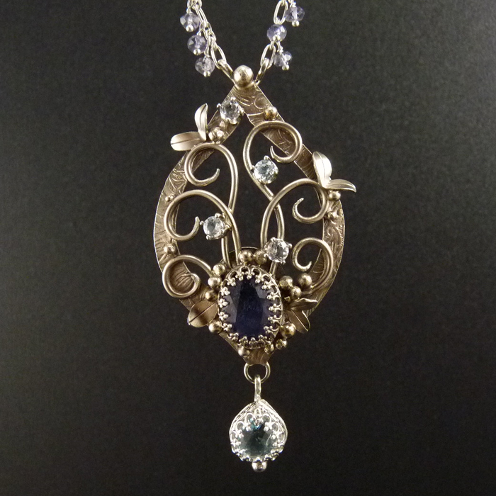 Půlnoční vílí..amulet