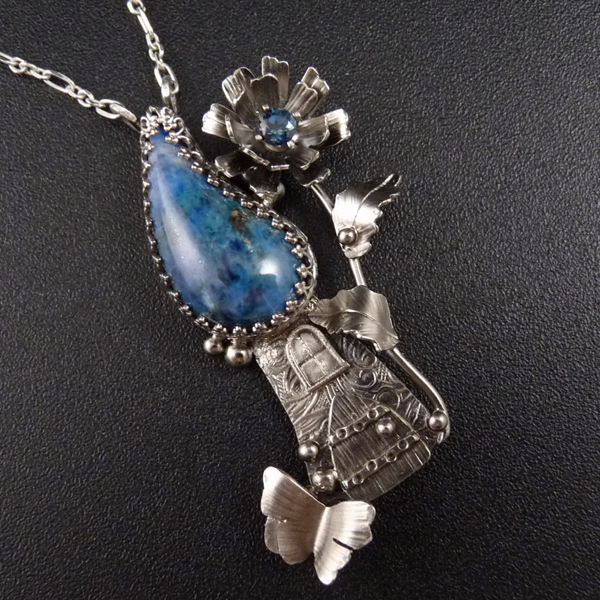 Můj čekankový dům..amulet