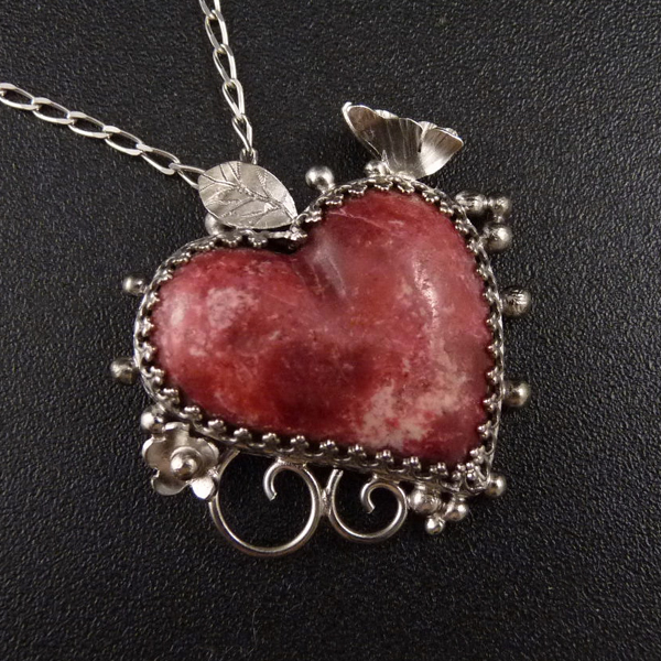 Malé motýlí tajemství X..amulet