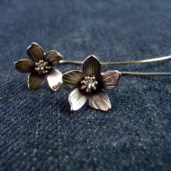 Hrušničkové kvítky