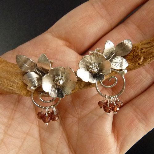 Francouzské růžičky..náušničky