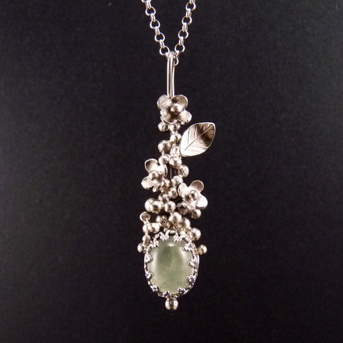 Květinová lucernička..amulet