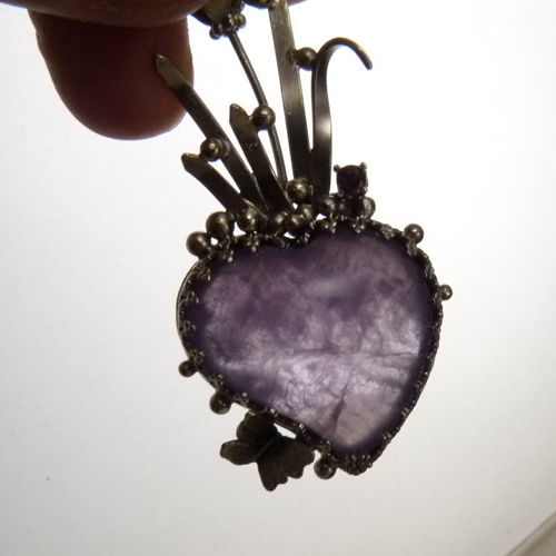 Něhyplný krokus..amulet