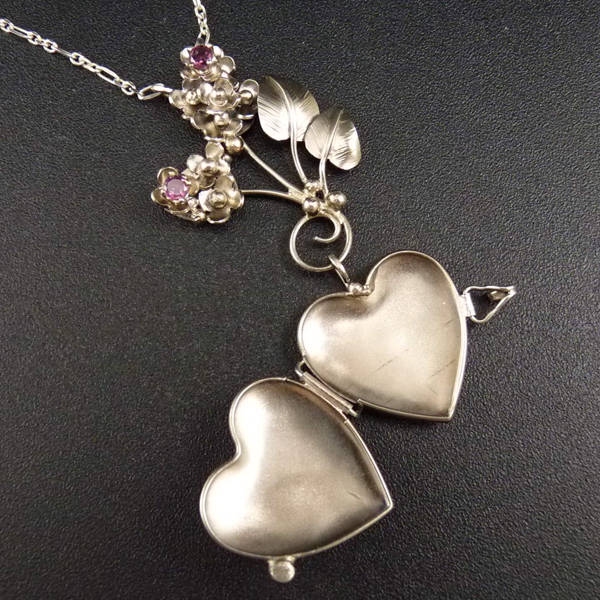 Lahodný šeřík..amulet