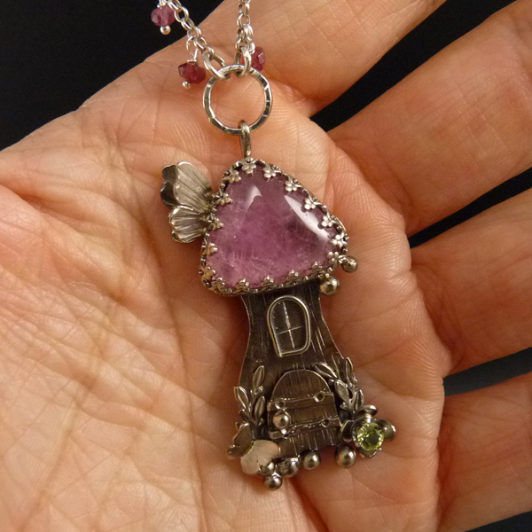 Bydlím si růžově..amulet