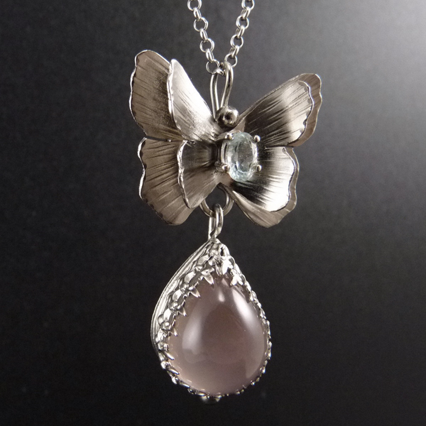 Nebesky motýlí..amulet