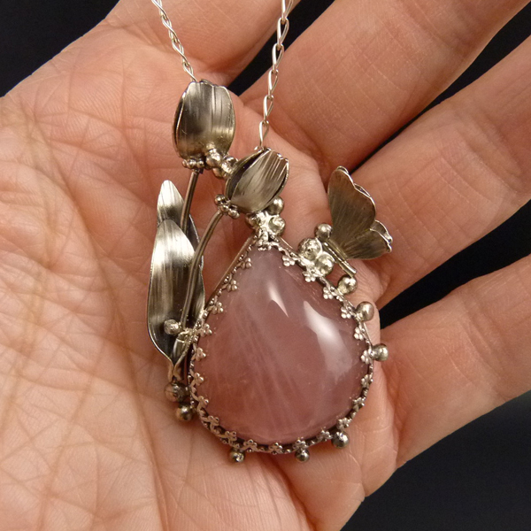 Milované tulipány..amulet