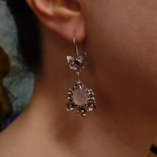 Granátoví motýlci..náušničky