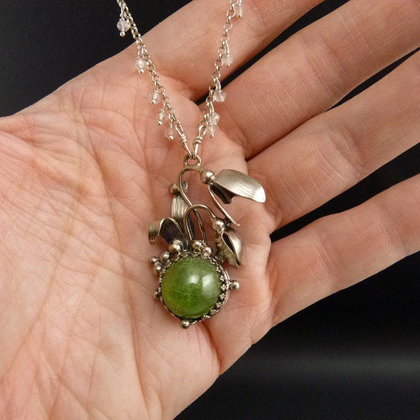 Svěží sněženky..amulet