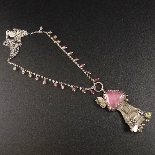 Bydlím si růžově..amulet